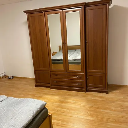 U Grofa דירה Turany